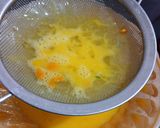 Foto langkah ke 4 dari resep Egg Roll Fried Rice (Nasi Goreng Gulung Telur).