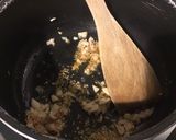 Une image de l'étape 3 de Soupe de pommes de terre et courgettes blanches aux épices italiennes.