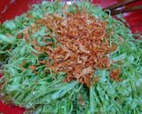 Hình bước làm 2 của món Rau muống trộn tép sấy