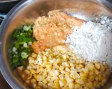 Foto langkah ke 2 dari resep Bakwan jagung krispi.
