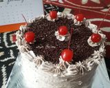 Foto langkah ke 8 dari resep Cake ulang tahun.