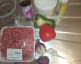 A picture of step 1 of Spaghetti bolognese.