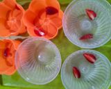 Foto langkah ke 4 dari resep Pudding Strawberry Selasih.