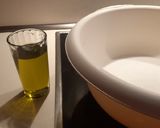 Φωτογραφία βήματος 1 της συνταγής Φανουρόπιτα Ρόδου με κρασί