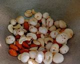 A picture of step 2 of Thand Wale Gond Laddoo.