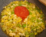 Foto del paso 2 de la receta: Arroz con chipirones y gambas