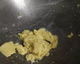 A picture of step 2 of Cheesy Pasta.