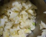 A picture of step 1 of Crispy ring samosa.