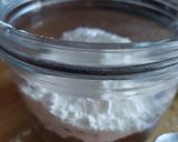 Une image de l'étape 1 de Chocolat chaud de Noël, d'après Jamie Oliver.