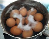 Foto langkah ke 3 dari resep Egg Sandwich.