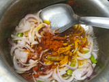 निवटी चे कालवण (फिश)