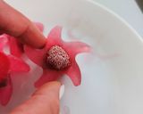 Gyümölcsös limonádé, epres, mentás jégkockával recept fázis 2 fotója