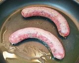 Foto del paso 3 de la receta: Bocata de Salchichas frescas con Pimiento verde asado