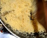 A picture of step 4 of Semolina pudding 🍮.