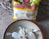 Foto langkah ke 3 dari resep Bola-Bola Air Kelapa (Isian Mochi Kelapa).