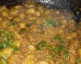 A picture of step 5 of Alu Qeema🍽😋😋.