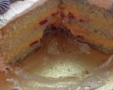 Foto del paso 20 de la receta: Bizcocho de vainilla relleno de crema de maracuyá y fresas 🍓