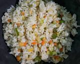 Foto langkah ke 4 dari resep Butter Rice Bowl Sosis Blackpaper.
