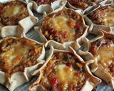 Foto del paso 9 de la receta: Canastitas de Choclo y Salsa Blanca