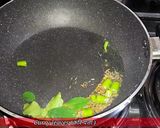 A picture of step 4 of Chickpea curry.