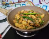 पिकनिक वाले सूखे मटर आलू (Sukhe matar aloo recipe in Hindi) रेसिपी चरण 3 फोटो