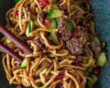 A picture of step 3 of Quick Hoisin Beef & Cucumber Noodles.