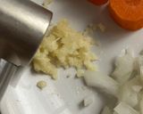 Foto del paso 7 de la receta: Wok de langostinos con rape