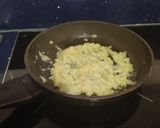 Foto del paso 1 de la receta: Risotto a los quesos