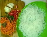 Foto langkah ke 1 dari resep Bihun Goreng Kilat.