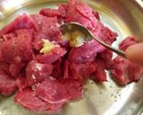 Foto del paso 1 de la receta: Paella de carne posta rosada