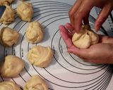 A picture of step 9 of Filipino pan de coco.