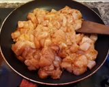 Zöldséges tortilla csirkemellkockákkal, és ráksaláta öntettel recept fázis 4 fotója