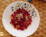 A picture of step 2 of Pomegranate raita.
