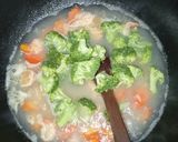 Foto langkah ke 3 dari resep Capcay Udang Wortel Brokoli.