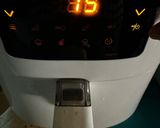 A picture of step 6 of Simple Air-Fried Yogurt Chocolate Basque Cake.