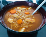 Foto del paso 6 de la receta: Sopa de fideos con pollo y zanahoria