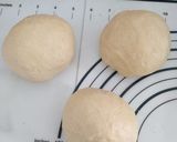 Foto langkah ke 6 dari resep Roti Tawar Pisang Keju (Autolyse).