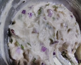 உளுந்து வெங்காய வடை ரெசிபி ஸ்டேப் 2 புகைப்படம்