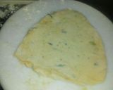A picture of step 4 of Cucumber paratha.