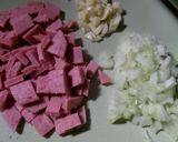 Foto langkah ke 3 dari resep Makaroni Goreng Daging Burger.