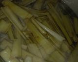 Foto del paso 3 de la receta: Penca al escabeche (tallo de la acelga)