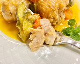 Foto del paso 12 de la receta: Pollo en salsa con pimiento y calabacín