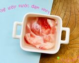 Hình bước làm 2 của món Bánh hỏi thịt heo ram nước đạm whey mix dưa leo