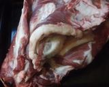 Foto del paso 3 de la receta: Asado a la parrilla de pecho de chancho con salmuera de miel y fernet