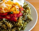 Foto del paso 8 de la receta: Pasta al pesto con tomate 🍅 Sin gluten🌿