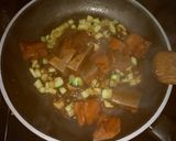 Foto del paso 2 de la receta: Salmón marinado en soja con salsa de miel y limón