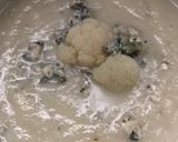 Foto del paso 7 de la receta: Sopa de coliflor y queso azul