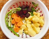 Hình bước làm 1 của món Cơm ngon nhà Huý 🏡: Ba rọi rút sườn kho tiêu - Canh rau củ nấu sườn non