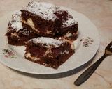 Csokis-meggyes-túrós varázslat recept fázis 13 fotója