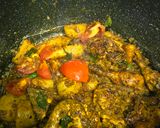 صورة لخطوة 11 من وصفة مقلوبه دجاج مع بطاطا لذيييذه لذاذه😋